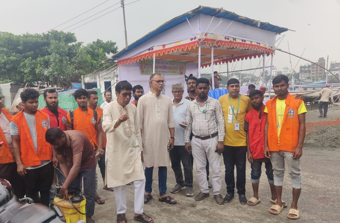 নারায়ণগঞ্জে প্রস্তুত করা হচ্ছে বিজয়া দশমীর বিসর্জন ঘাট