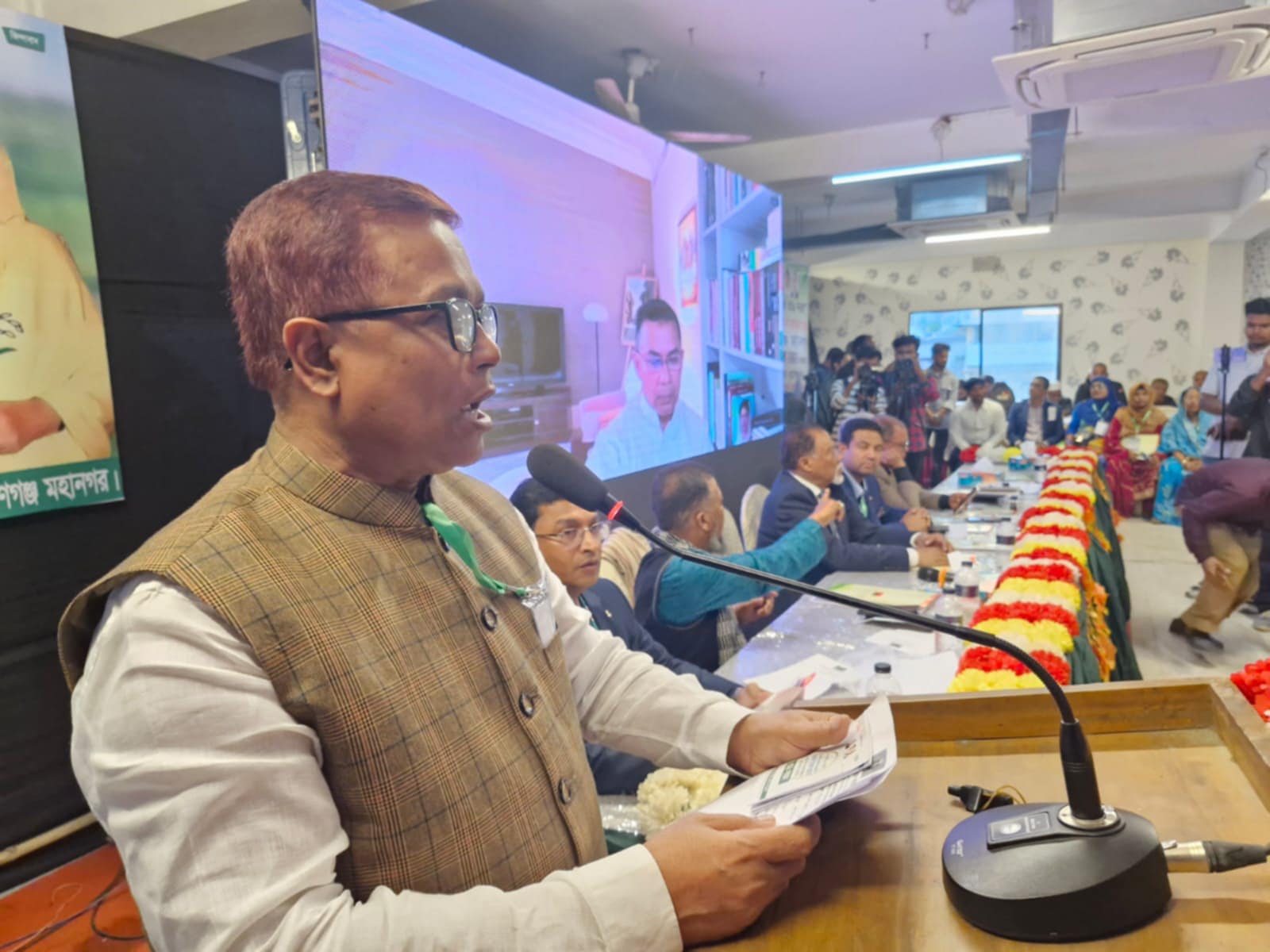 ৩১ দফার সুফল আমরা জনগণের কাছে পৌঁছে দিবো: সাখাওয়াত