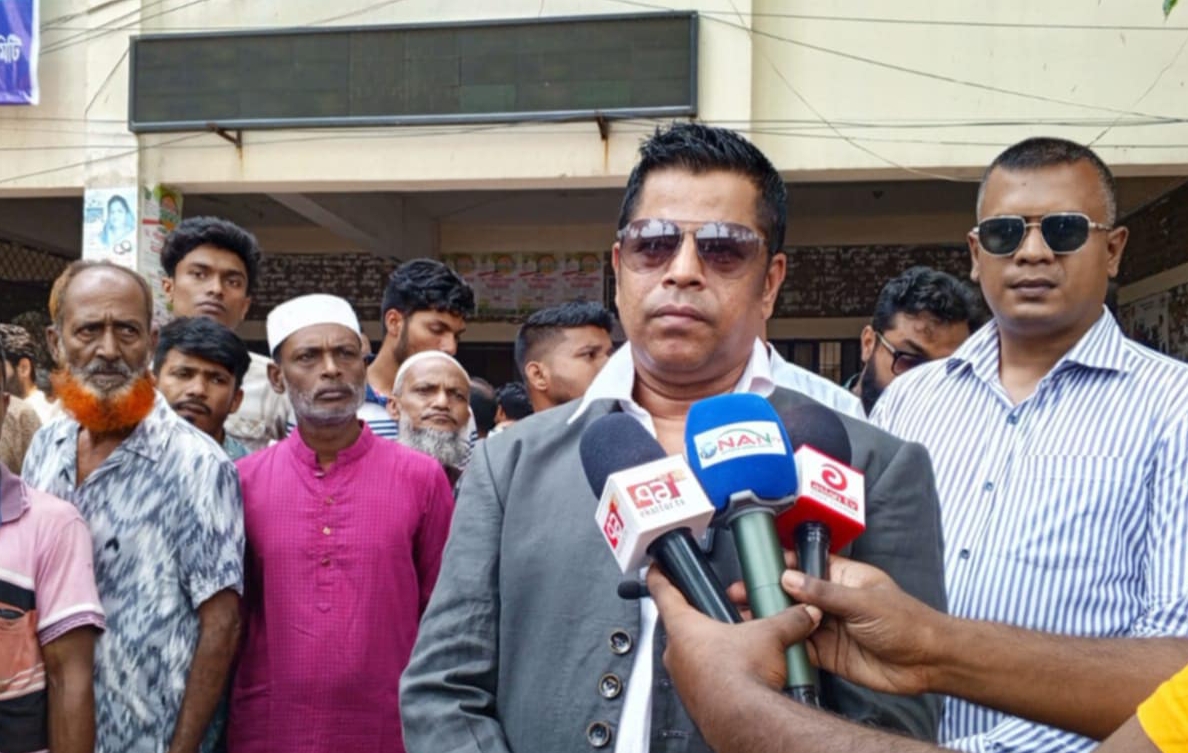 রূপগঞ্জের মানুষকে ভয় দেখিয়ে রাখা হতো: সেলিম প্রধান