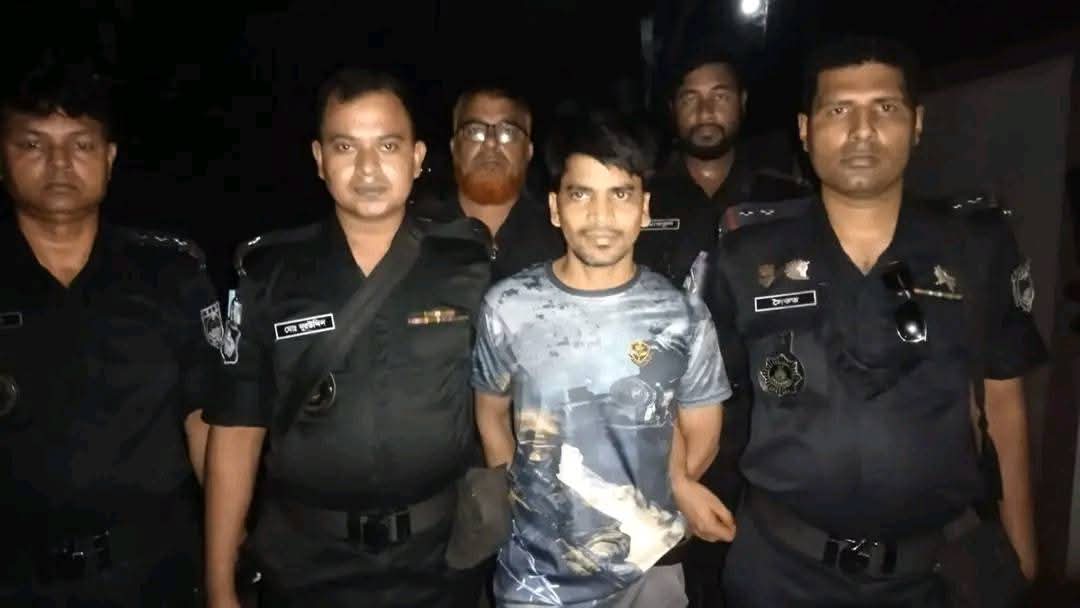 মিটফোর্ড হত্যাকাণ্ডের অন্যতম আসামি নান্নু নারায়ণগঞ্জ থেকে গ্রেপ্তার