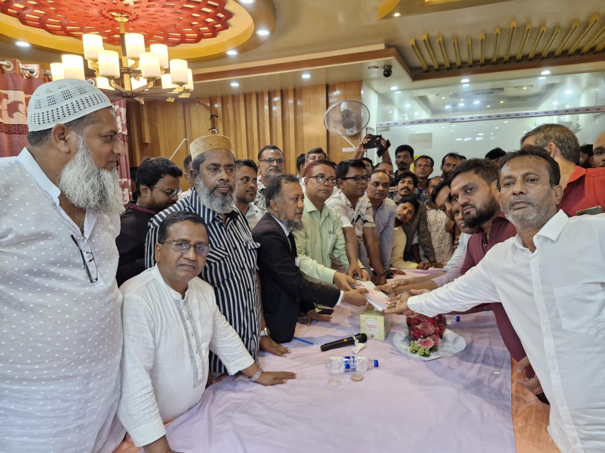 ২২নং ওয়ার্ড বিএনপি’র সদস্য ফরম বিতরণ