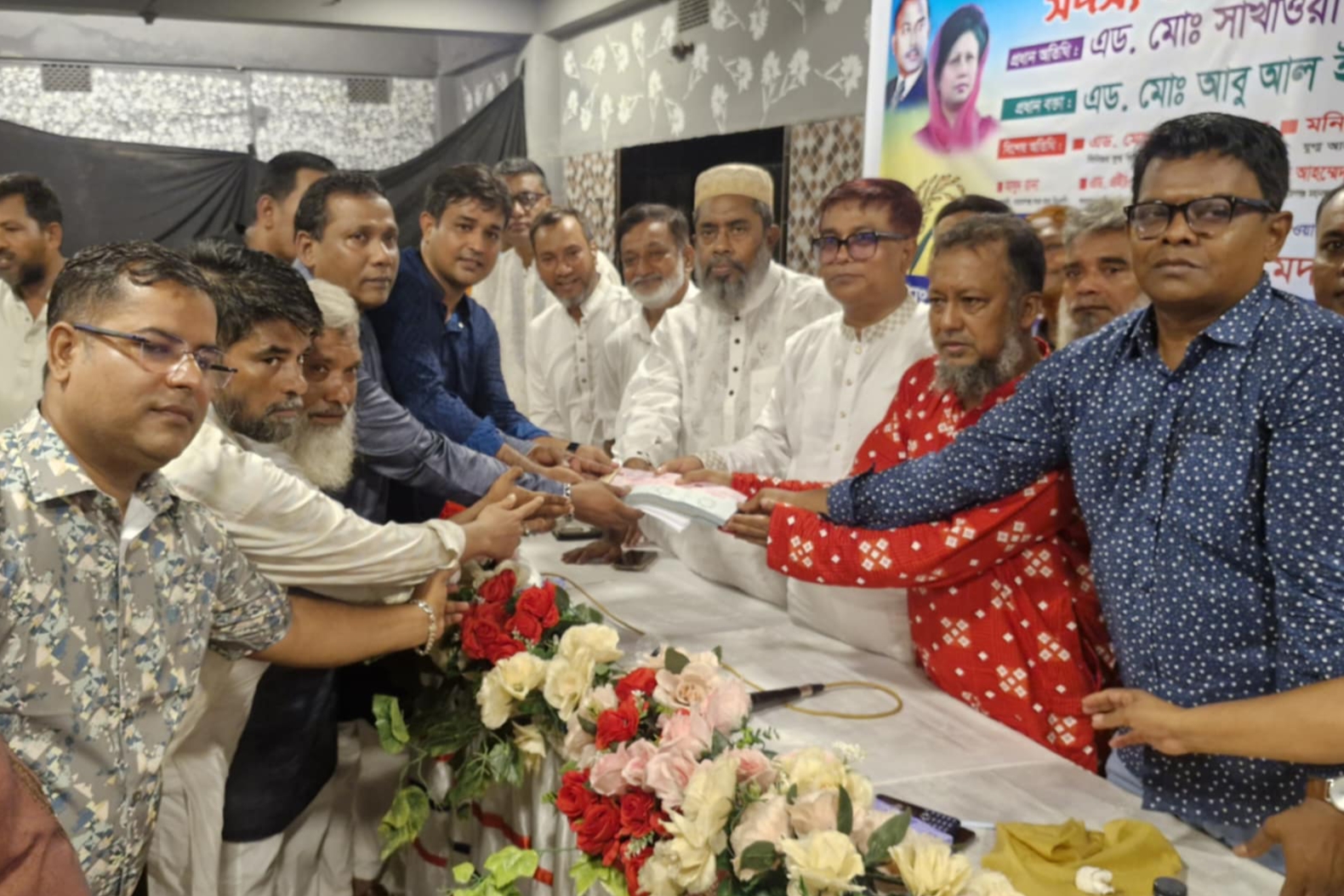 ১৩নং ওয়ার্ড বিএনপি’র সদস্য ফরম বিতরণ