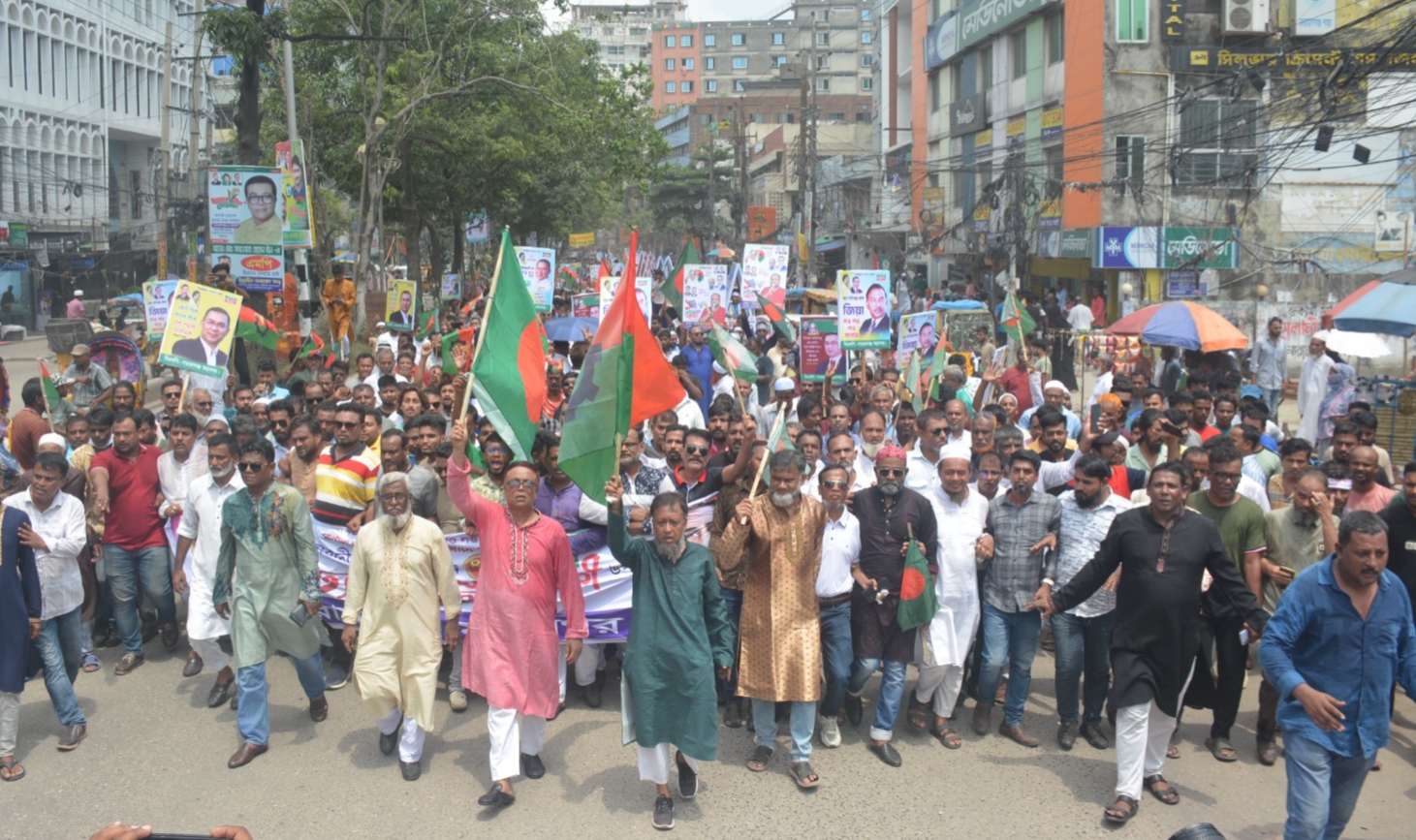 সাখাওয়াত-টিপুর নেতৃত্বে প্রতিষ্ঠাবার্ষিকীর বর্ণাঢ্য র‍্যালি