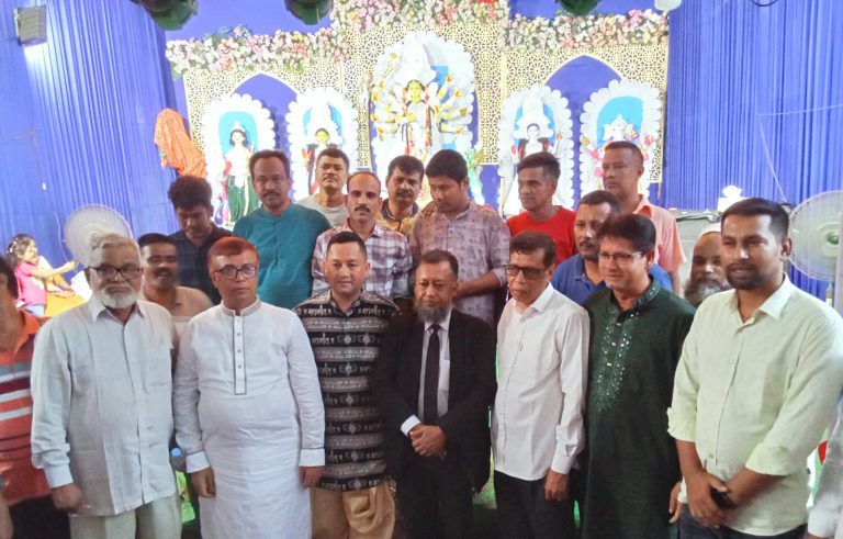 সাখাওয়াত-টিপুর নেতৃত্বে বন্দরের পূজা মন্ডপ পরিদর্শনে বিএনপি