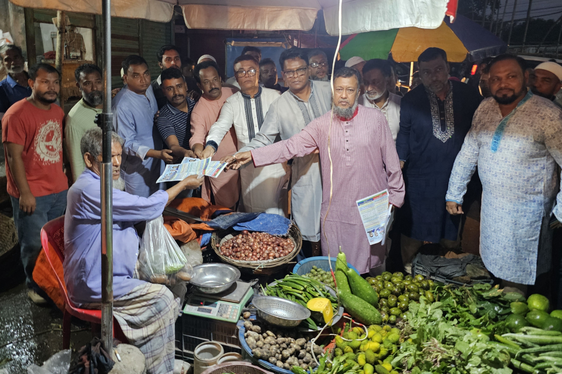 ১৮ নং ওয়ার্ড বিএনপির কর্মীসভা ও লিফলেট বিতরণ