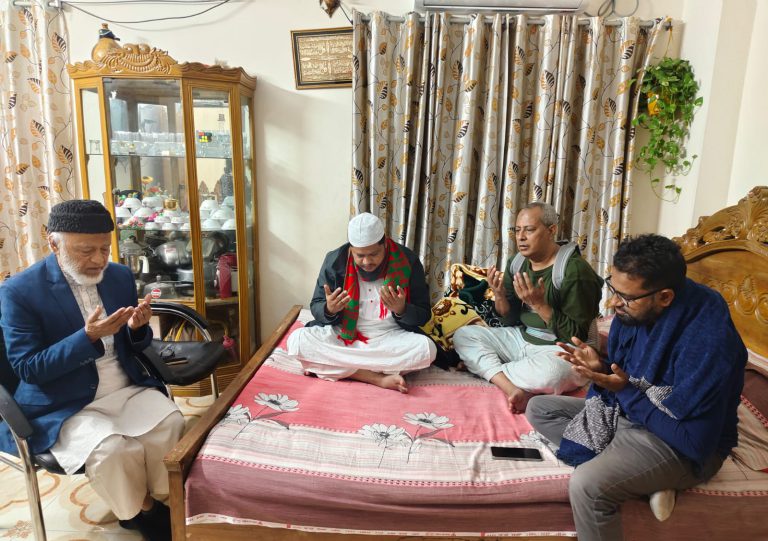 অসুস্থ সাংবাদিক হাজী মাহমুদ হাসান কচির পাশে জামায়াত নেতৃবৃন্দ