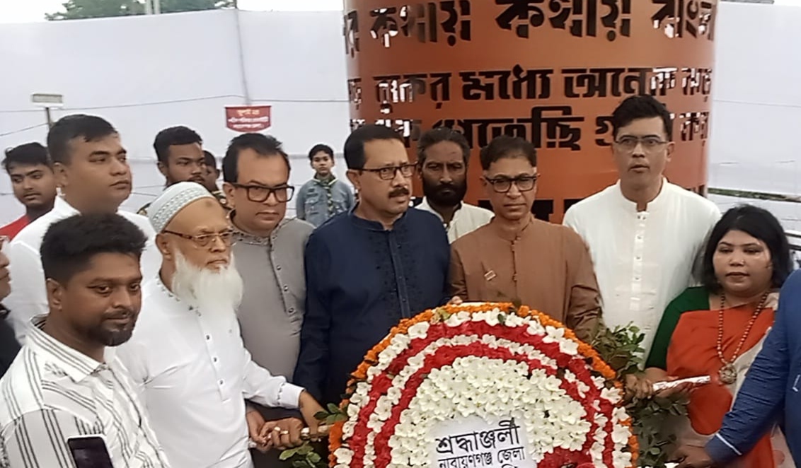 ‎জুলাই স্মৃতিস্তম্ভে জেলা বিএনপির শ্রদ্ধা নিবেদন